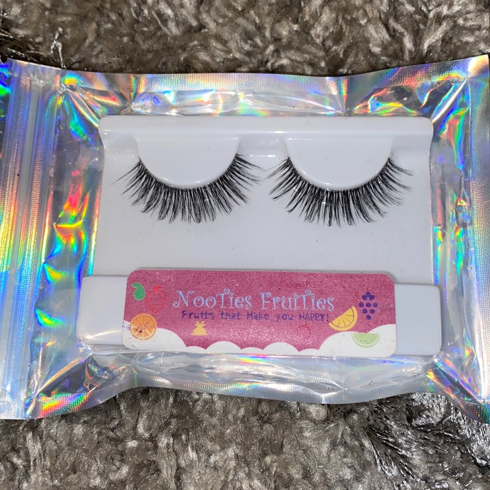 Lashes